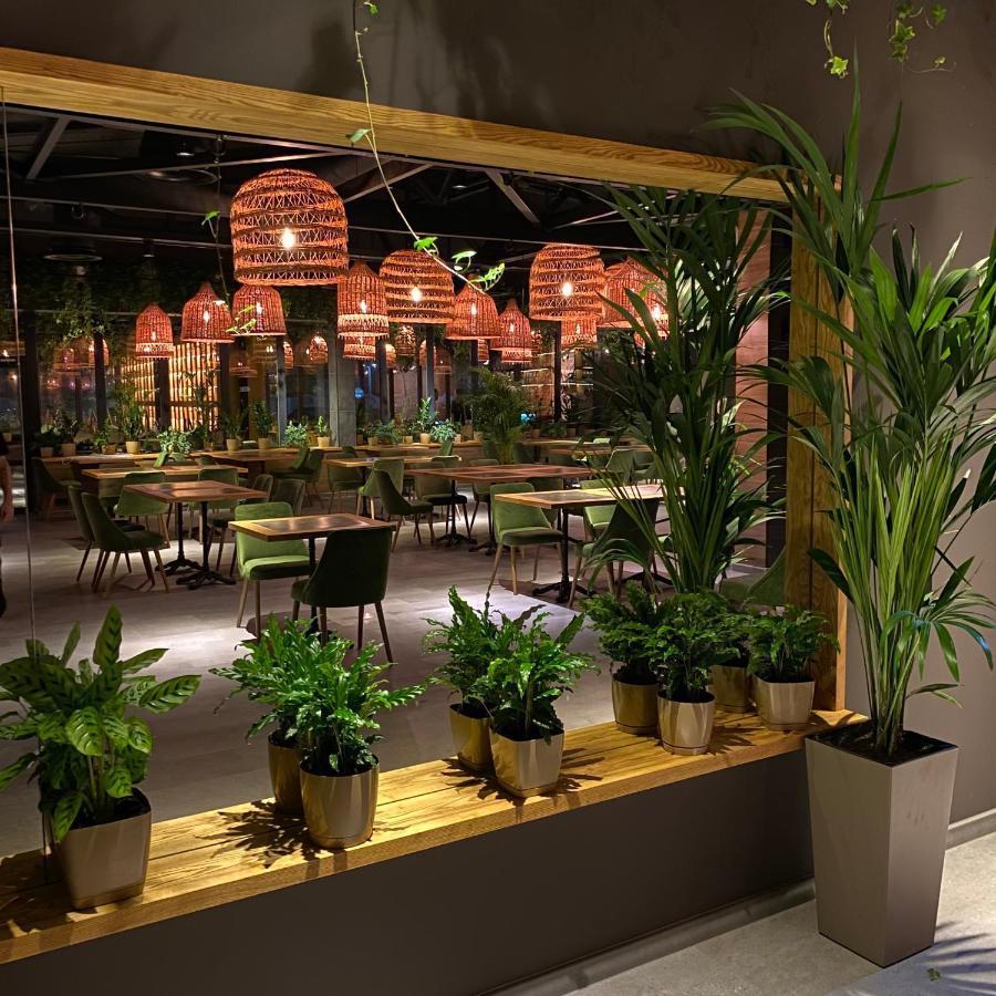 Loma Club Hotel Zatoka Luaran gambar